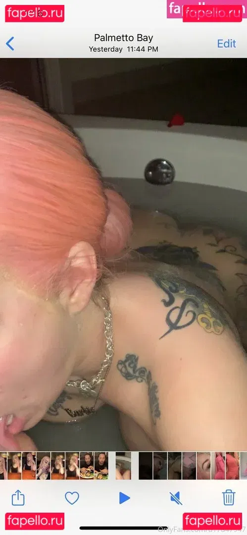 BlueFaceBarbie Onlyfans Photo Gallery 