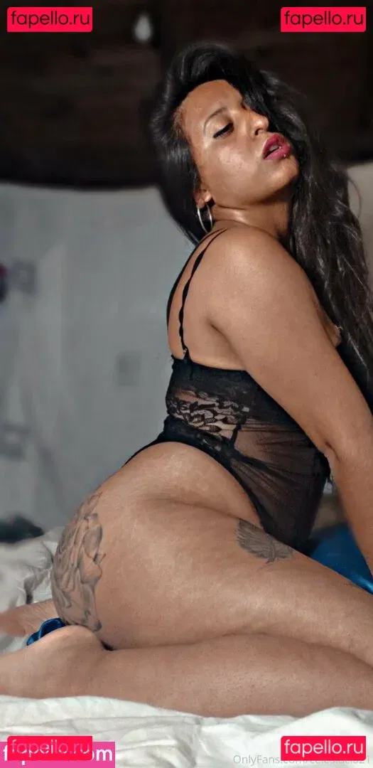 celeslucia21 Onlyfans Photo Gallery 