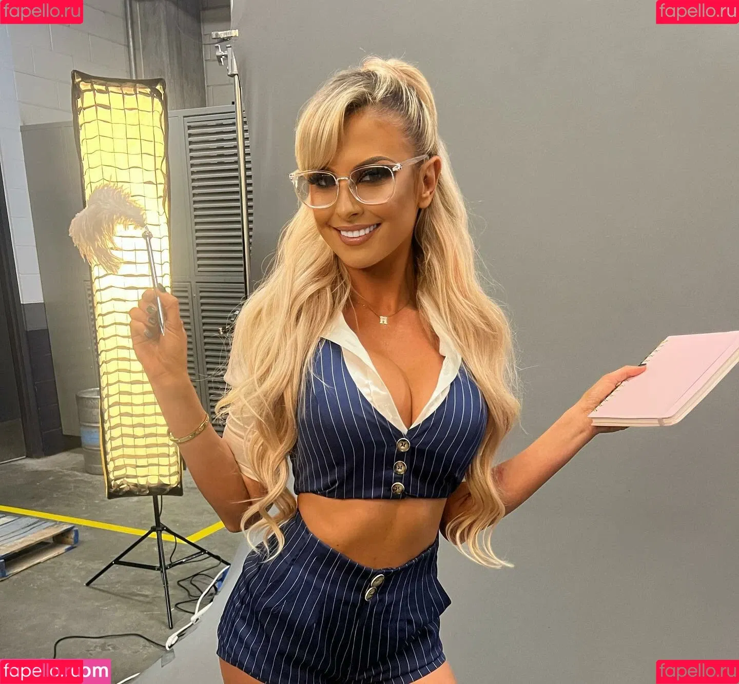 Danni Ellexo Onlyfans Photo Gallery 