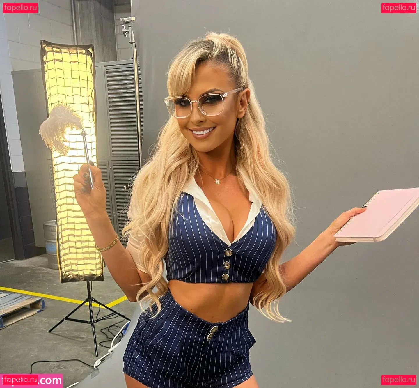 Danni Ellexo Onlyfans Photo Gallery 