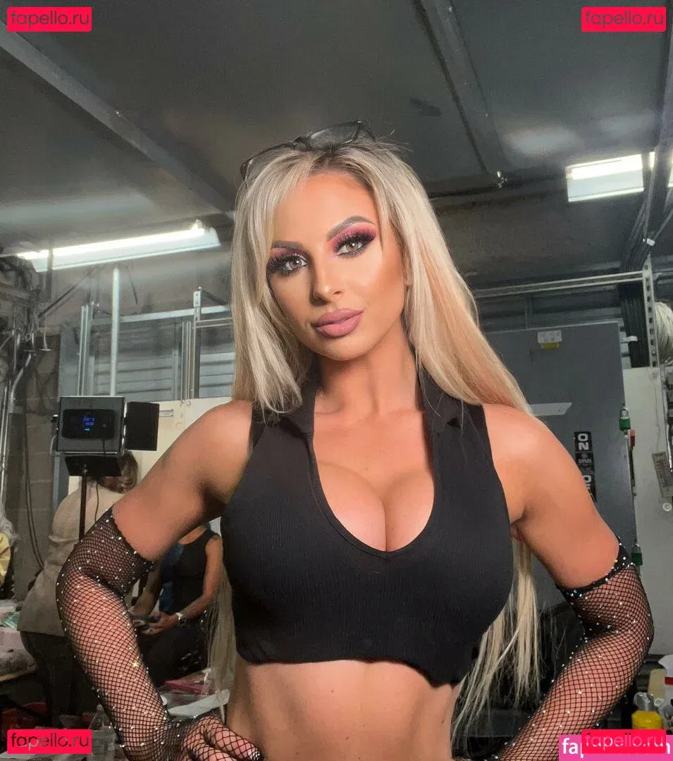 Danni Ellexo Onlyfans Photo Gallery 