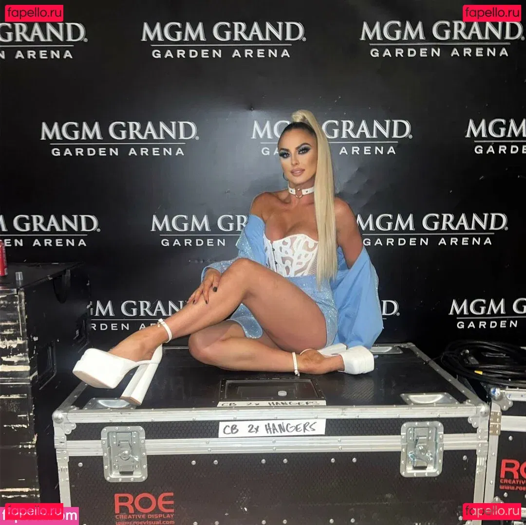 Danni Ellexo Onlyfans Photo Gallery 