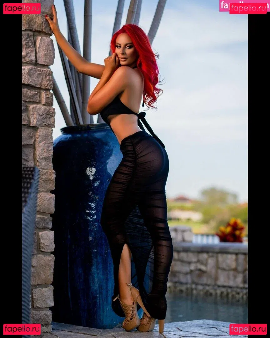 Danni Ellexo Onlyfans Photo Gallery 