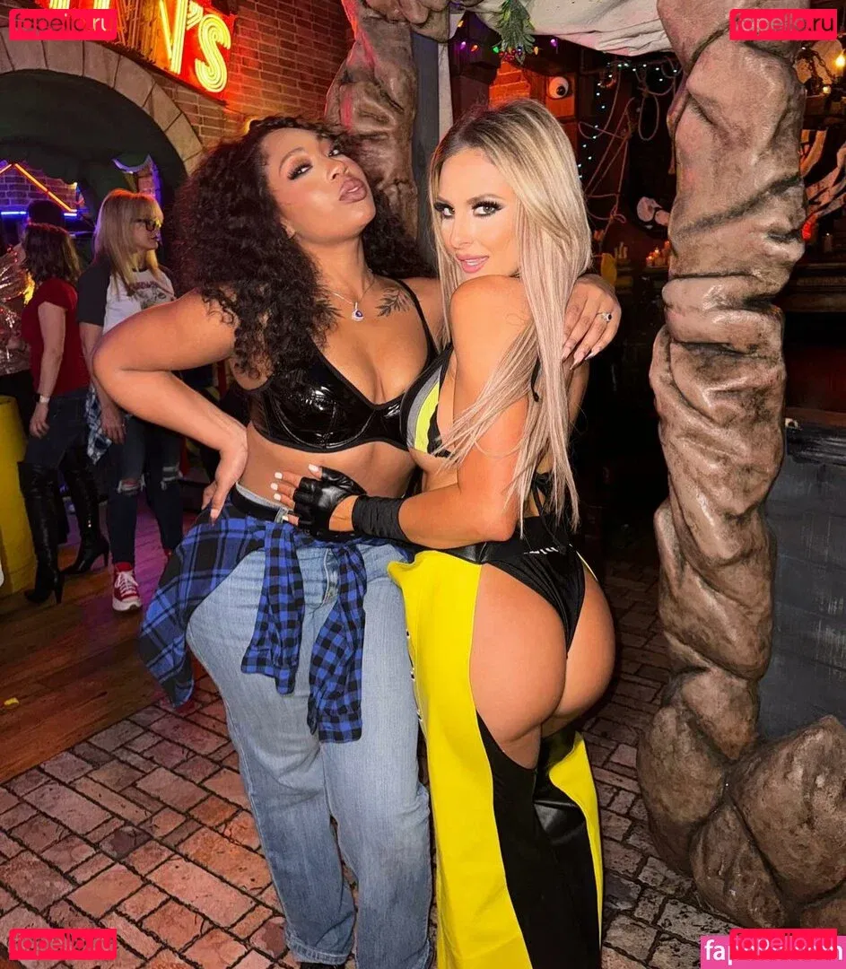 Danni Ellexo Onlyfans Photo Gallery 