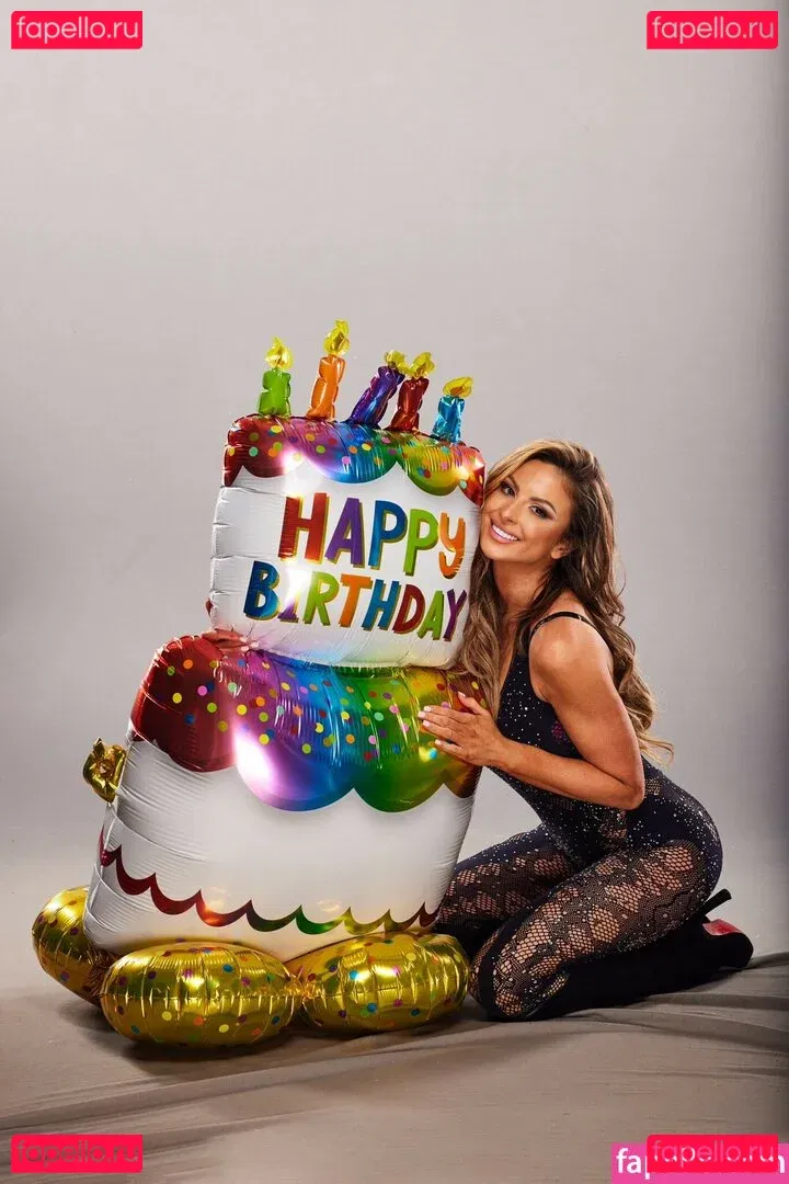 Danni Ellexo Onlyfans Photo Gallery 