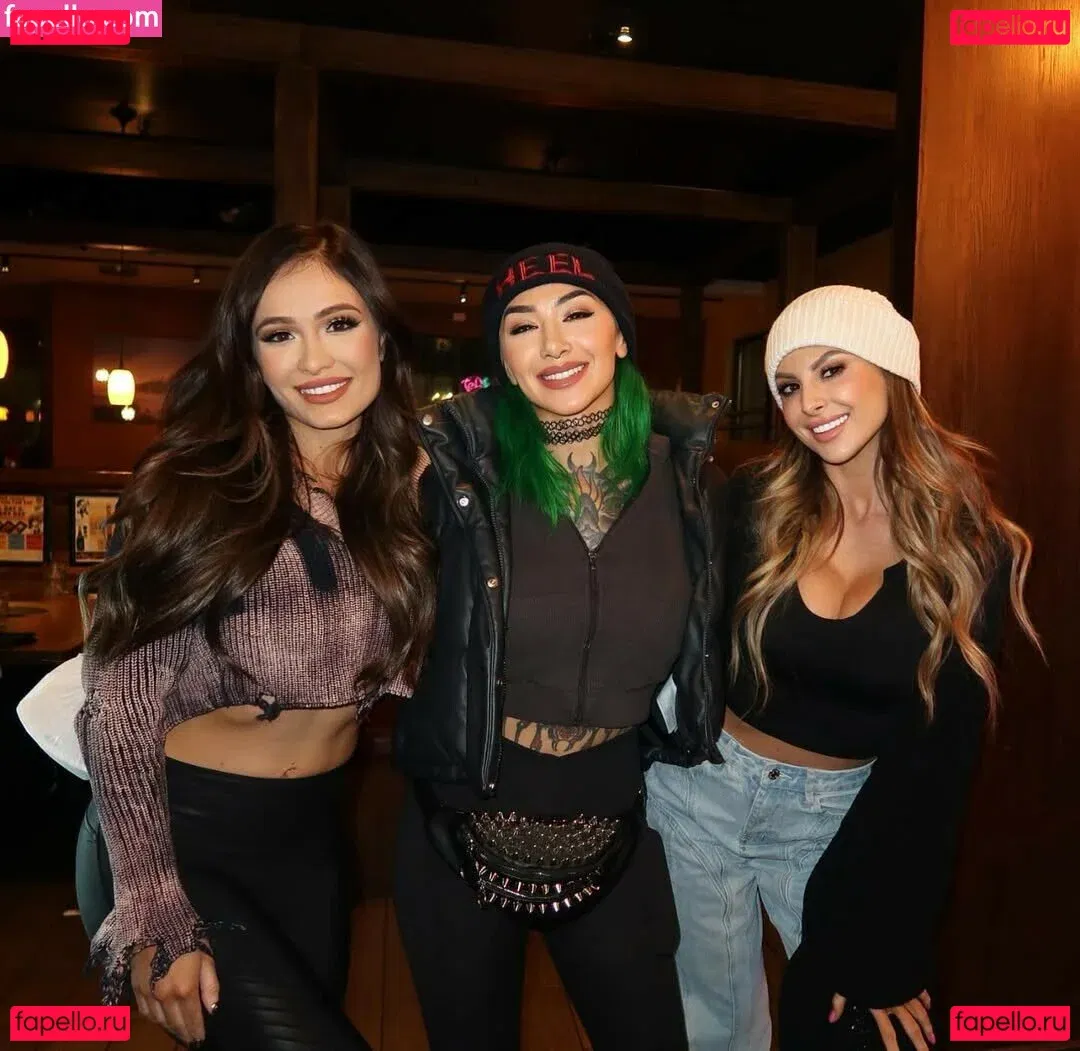 Danni Ellexo Onlyfans Photo Gallery 