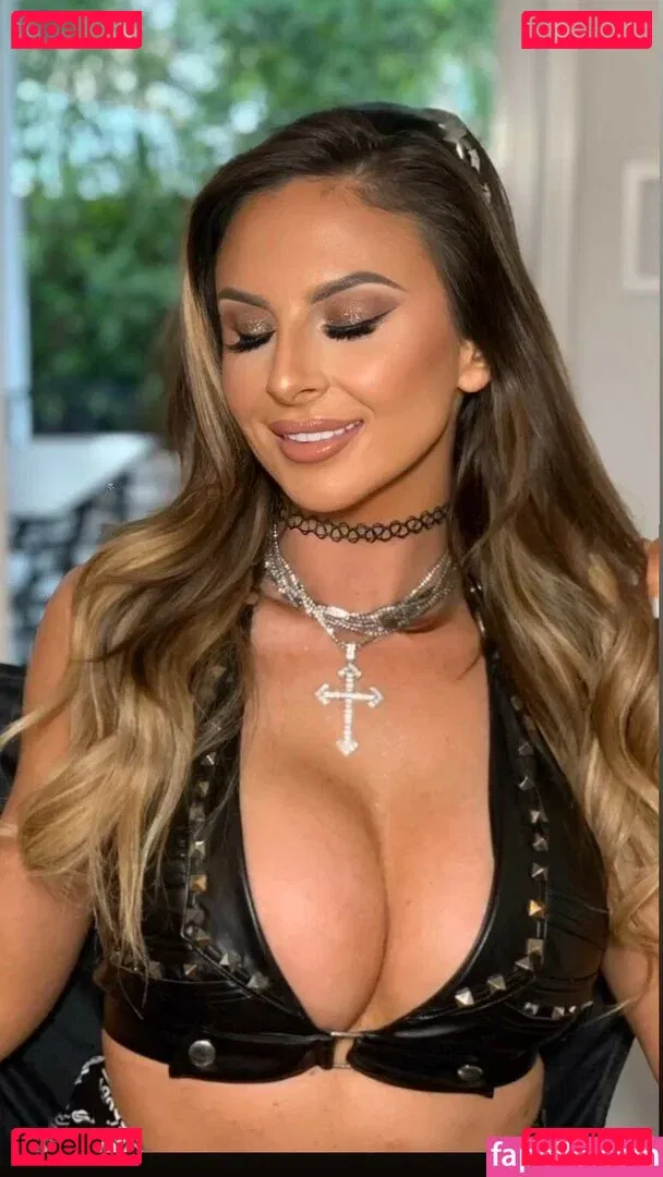 Danni Ellexo Onlyfans Photo Gallery 