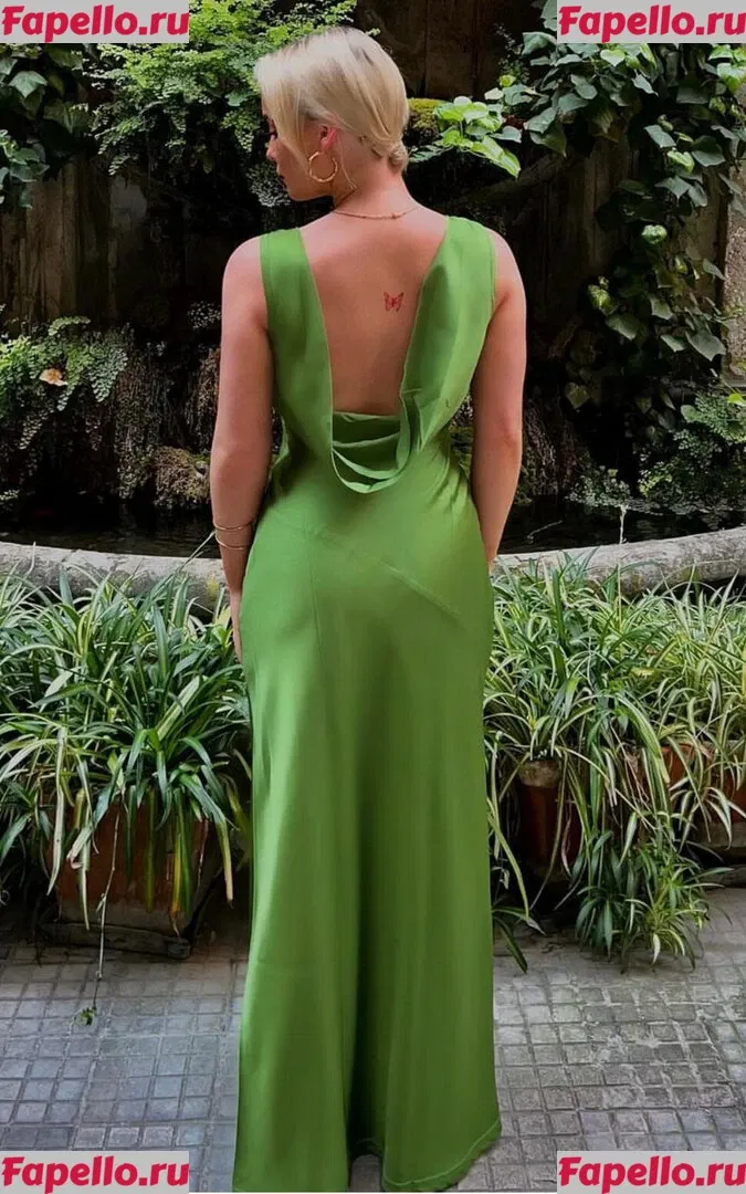 Amelia Eve Gibson Onlyfans Photo Gallery 