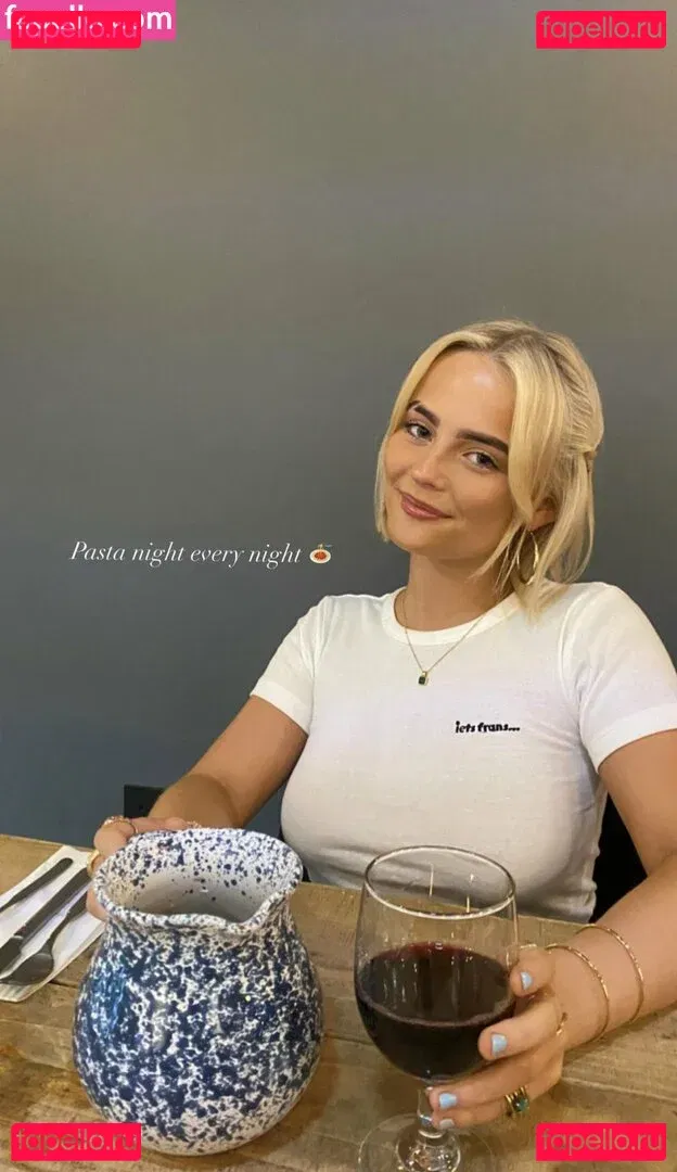 Amelia Eve Gibson Onlyfans Photo Gallery 