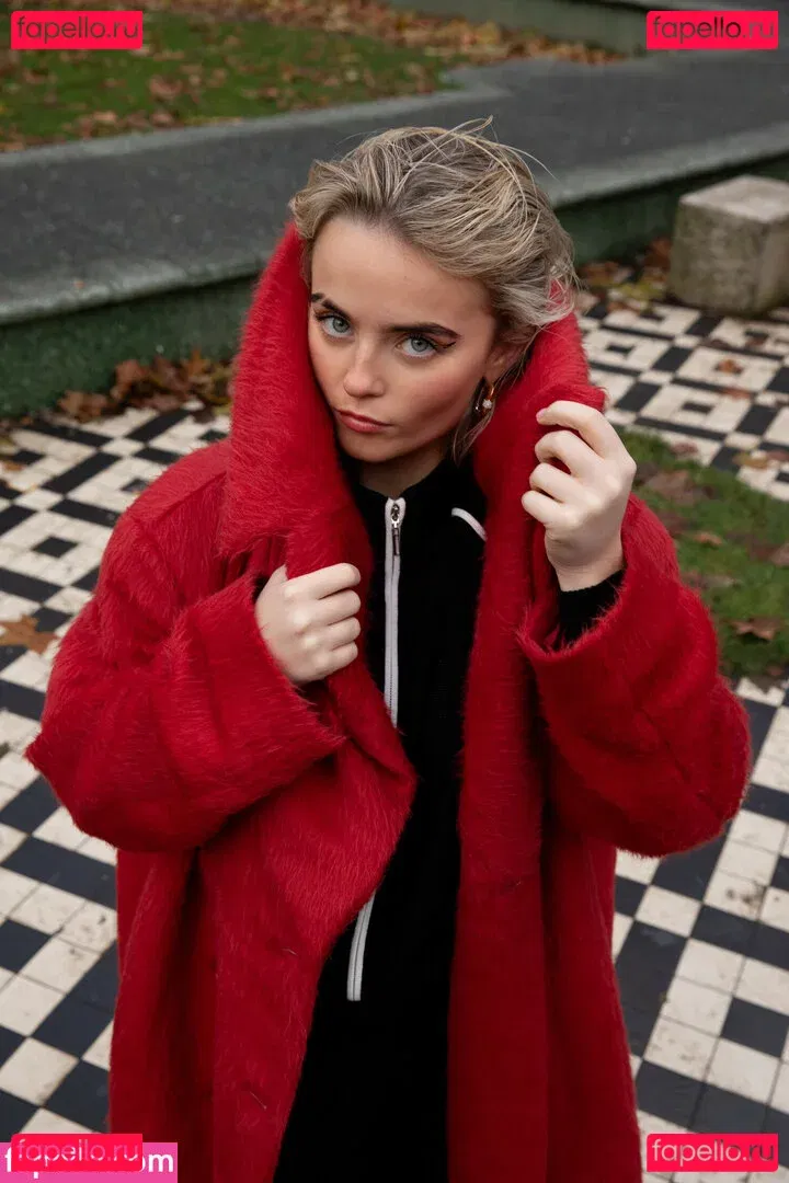 Amelia Eve Gibson Onlyfans Photo Gallery 