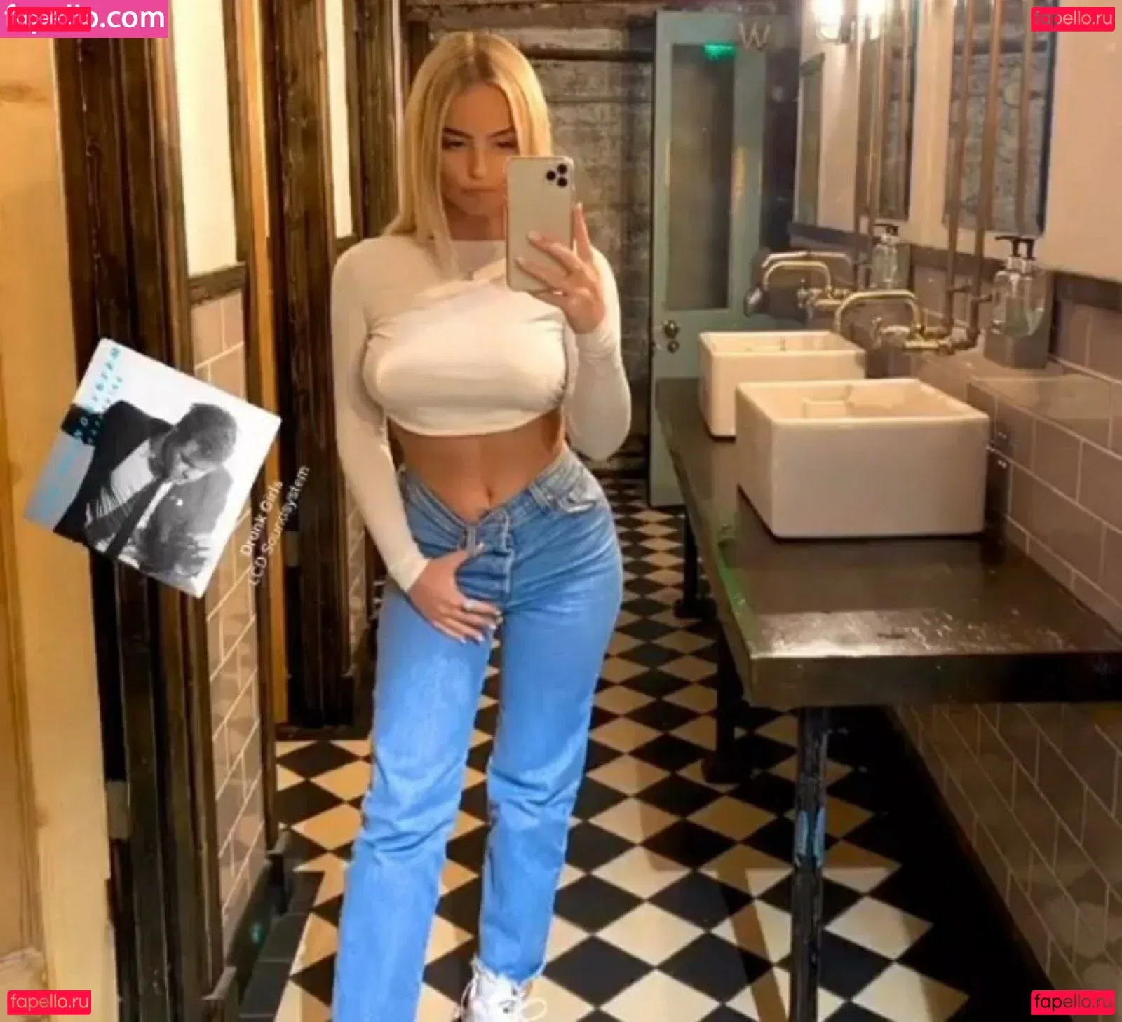 Amelia Eve Gibson Onlyfans Photo Gallery 