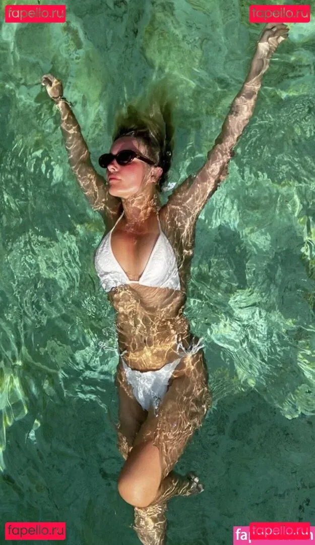 Amelia Eve Gibson Onlyfans Photo Gallery 