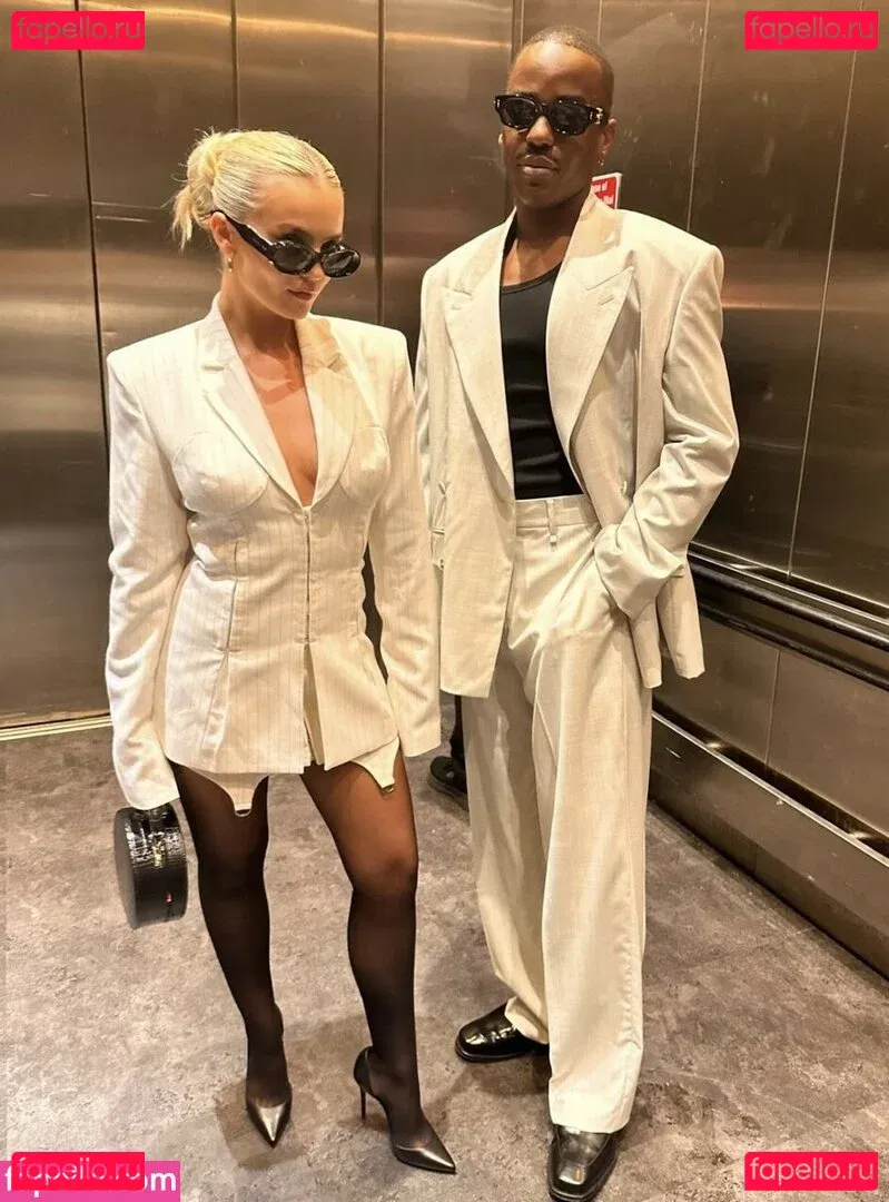 Amelia Eve Gibson Onlyfans Photo Gallery 