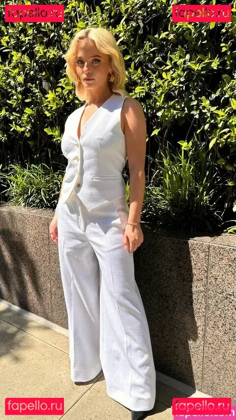 Amelia Eve Gibson Onlyfans Photo Gallery 