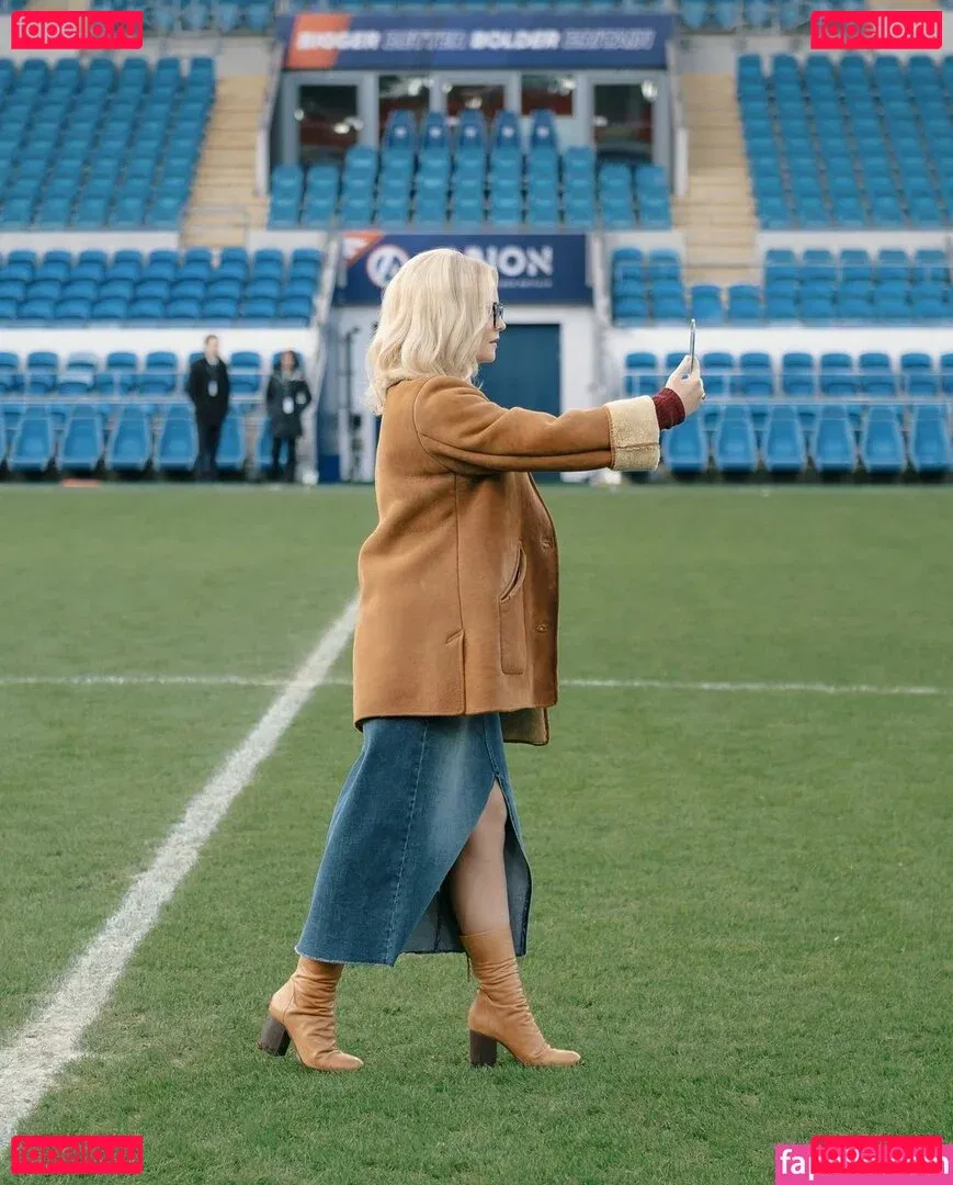 Amelia Eve Gibson Onlyfans Photo Gallery 