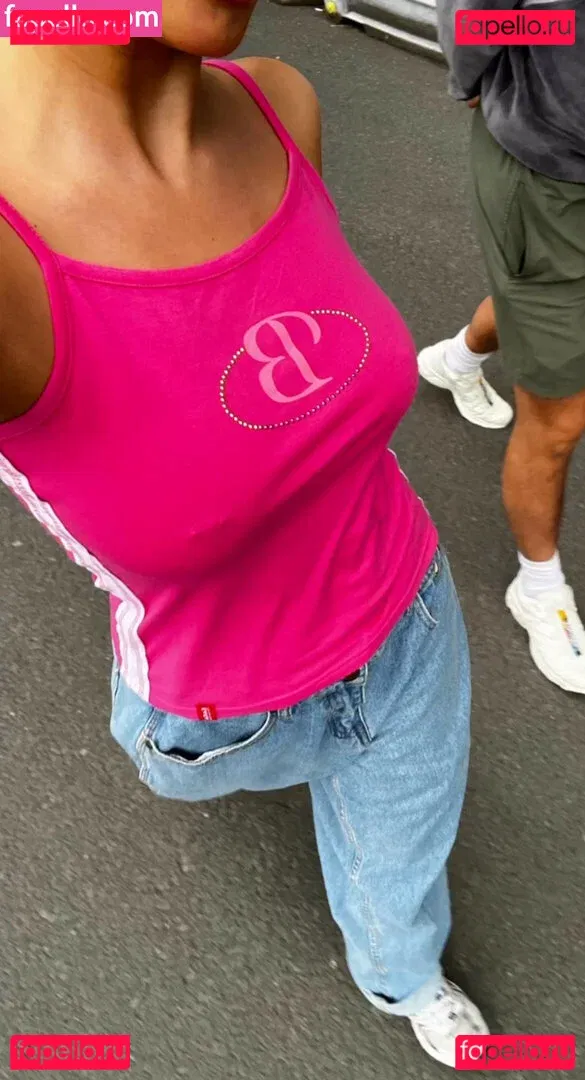 Amelia Eve Gibson Onlyfans Photo Gallery 