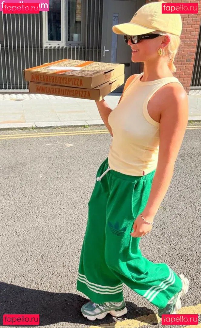 Amelia Eve Gibson Onlyfans Photo Gallery 