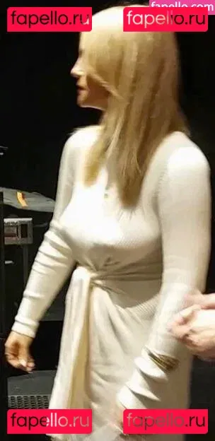 Amelia Eve Gibson Onlyfans Photo Gallery 