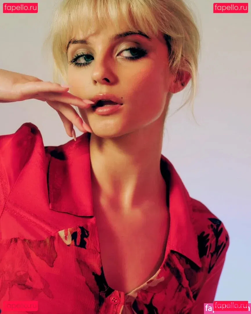 Amelia Eve Gibson Onlyfans Photo Gallery 