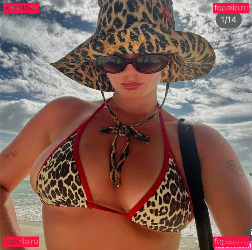 Amelia Eve Gibson Onlyfans Photo Gallery 