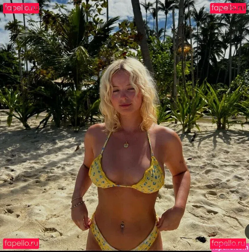 Amelia Eve Gibson Onlyfans Photo Gallery 