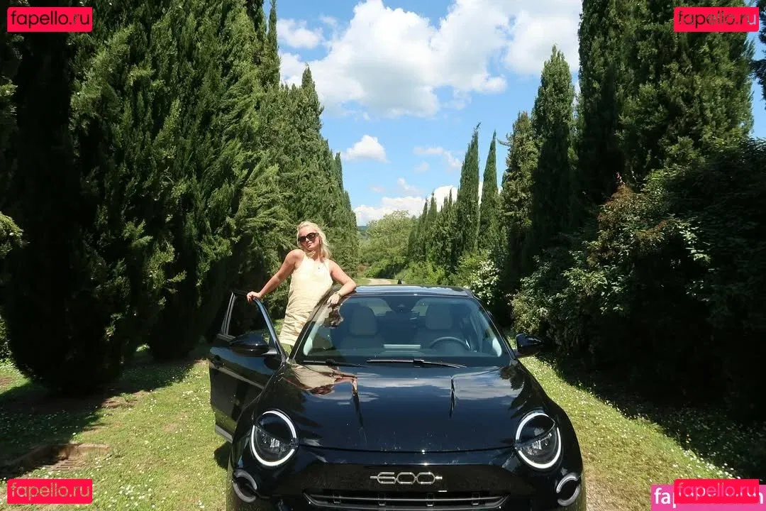 Amelia Eve Gibson Onlyfans Photo Gallery 