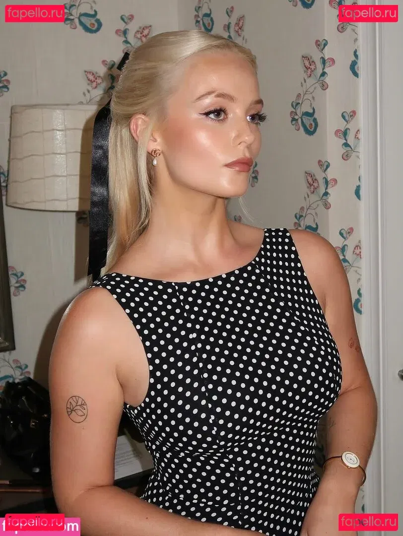 Amelia Eve Gibson Onlyfans Photo Gallery 