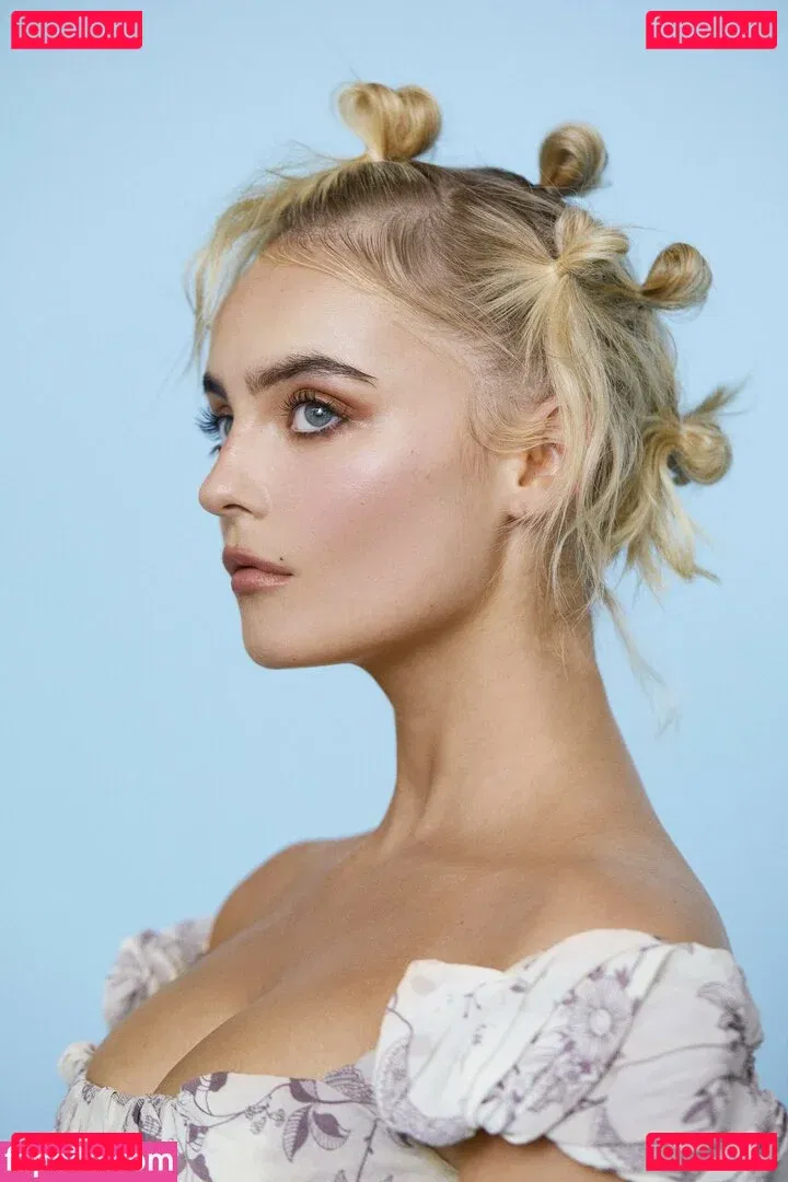 Amelia Eve Gibson Onlyfans Photo Gallery 