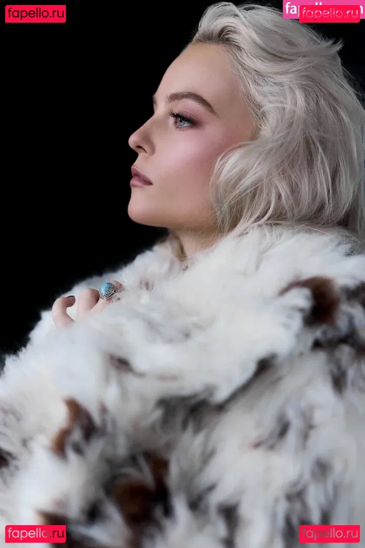 Amelia Eve Gibson Onlyfans Photo Gallery 