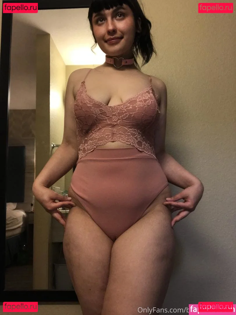 brattybabie420 Onlyfans Photo Gallery 