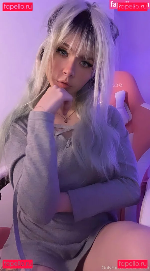 vekha_k Onlyfans Photo Gallery 