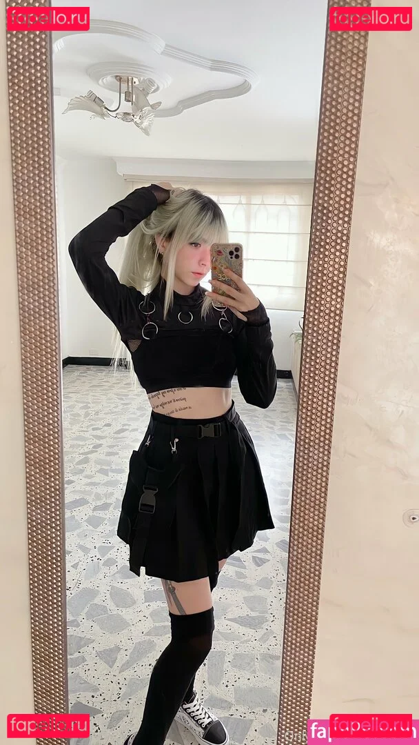 vekha_k Onlyfans Photo Gallery 