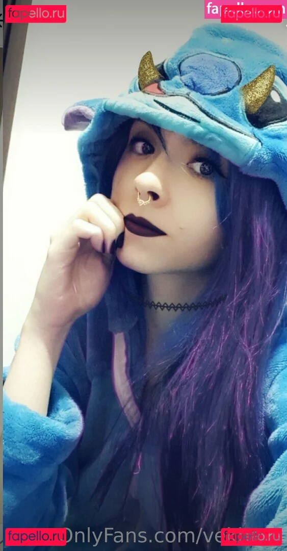 vekha_k Onlyfans Photo Gallery 