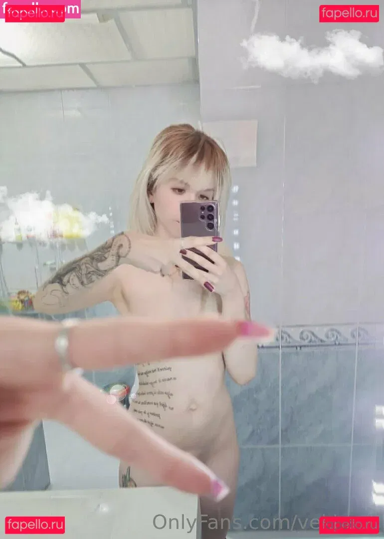 vekha_k Onlyfans Photo Gallery 