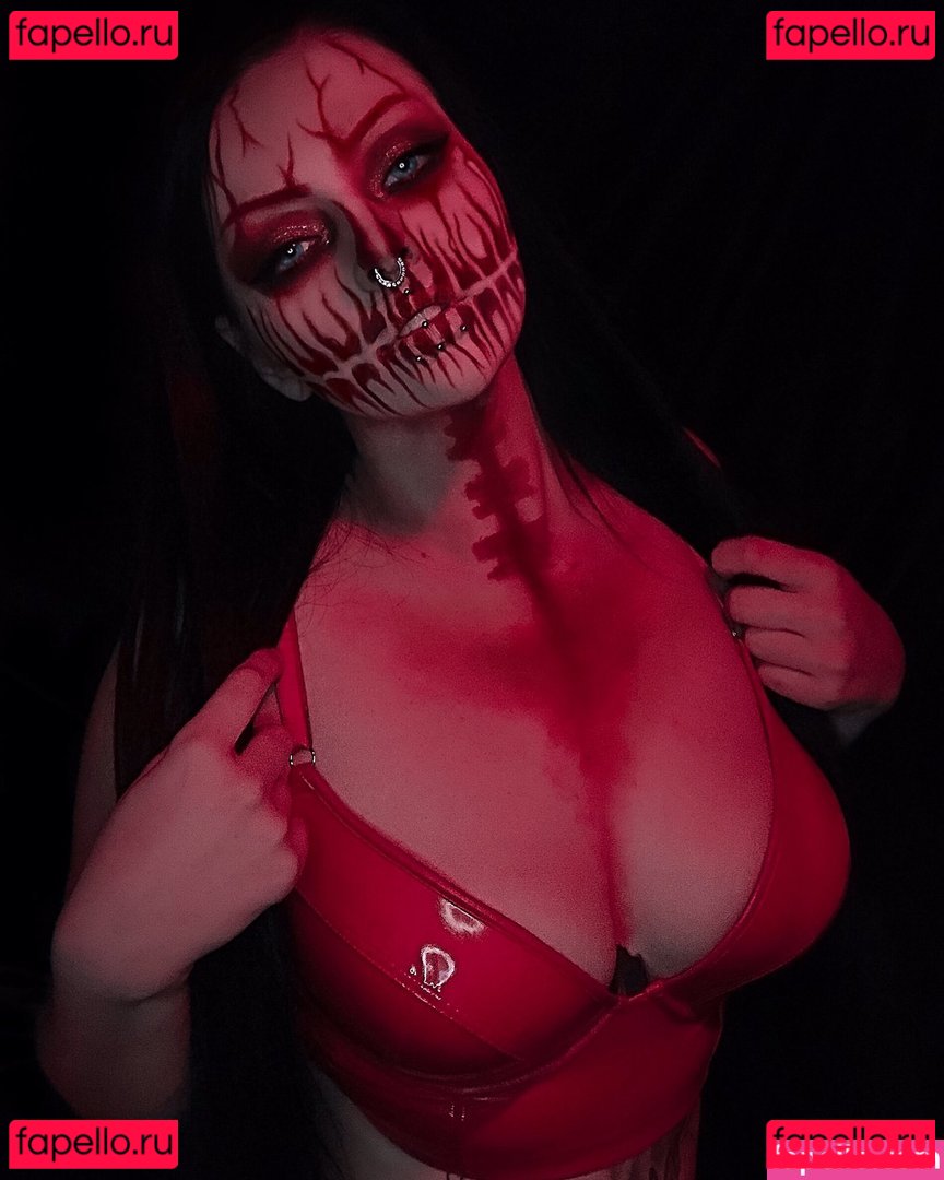 Horrific Temptress Nude Onlyfans Photo 12