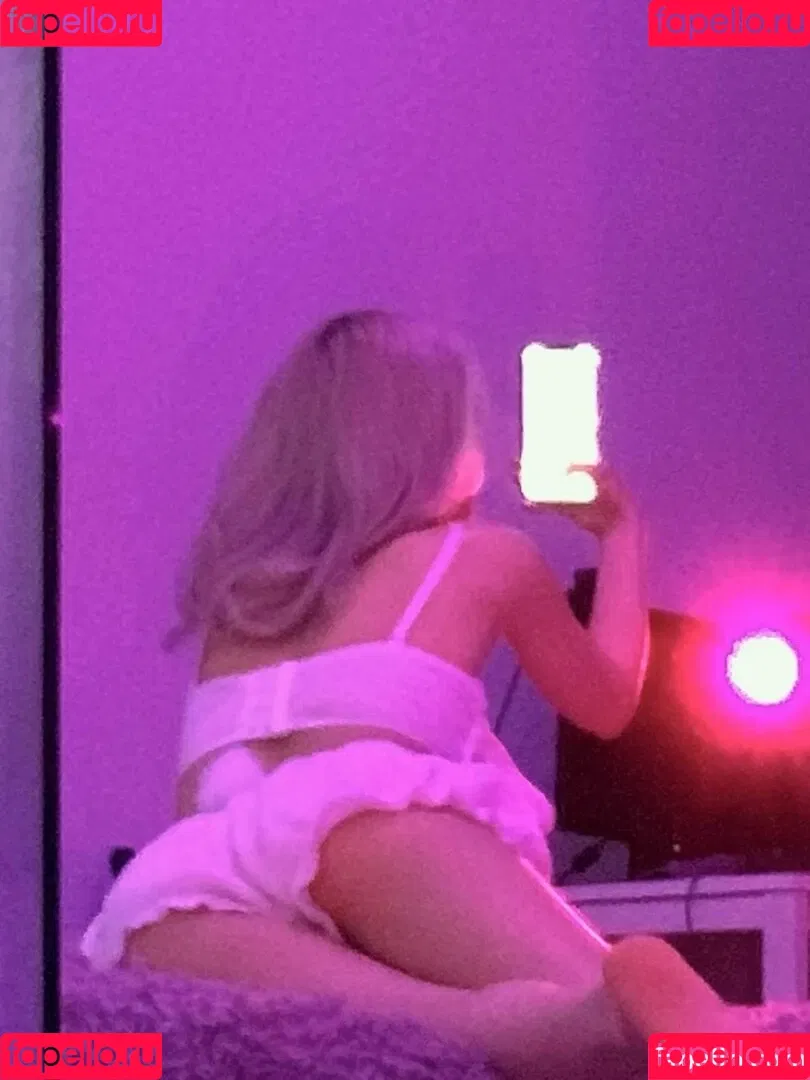 etogabi Onlyfans Photo Gallery 