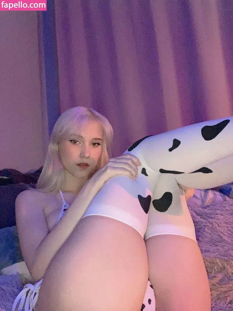 etogabi Onlyfans Photo Gallery 