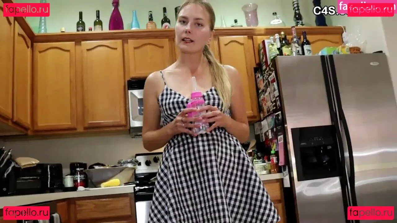 Vika_Model Onlyfans Photo Gallery 