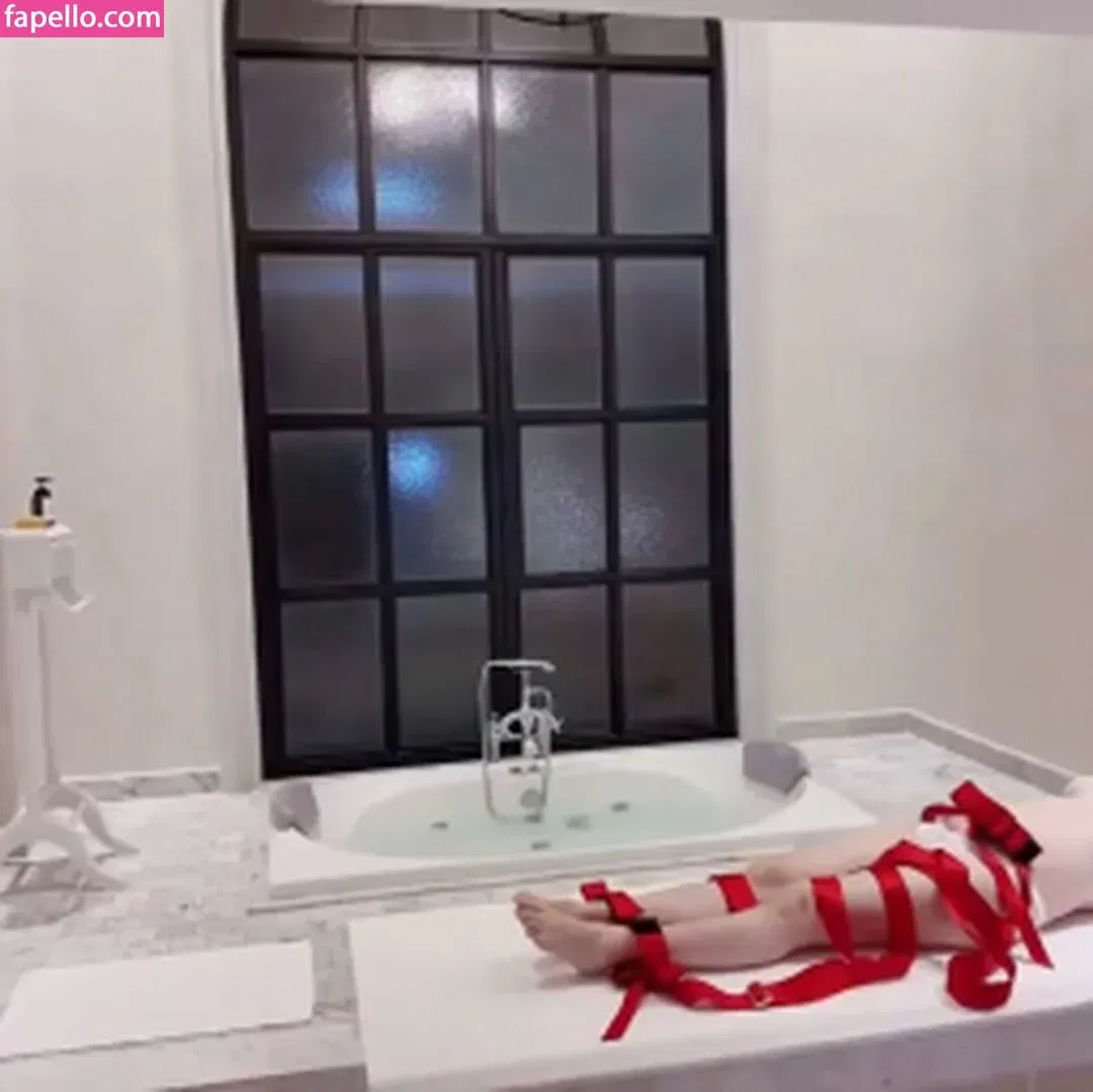 Yui Xin Onlyfans Photo Gallery 