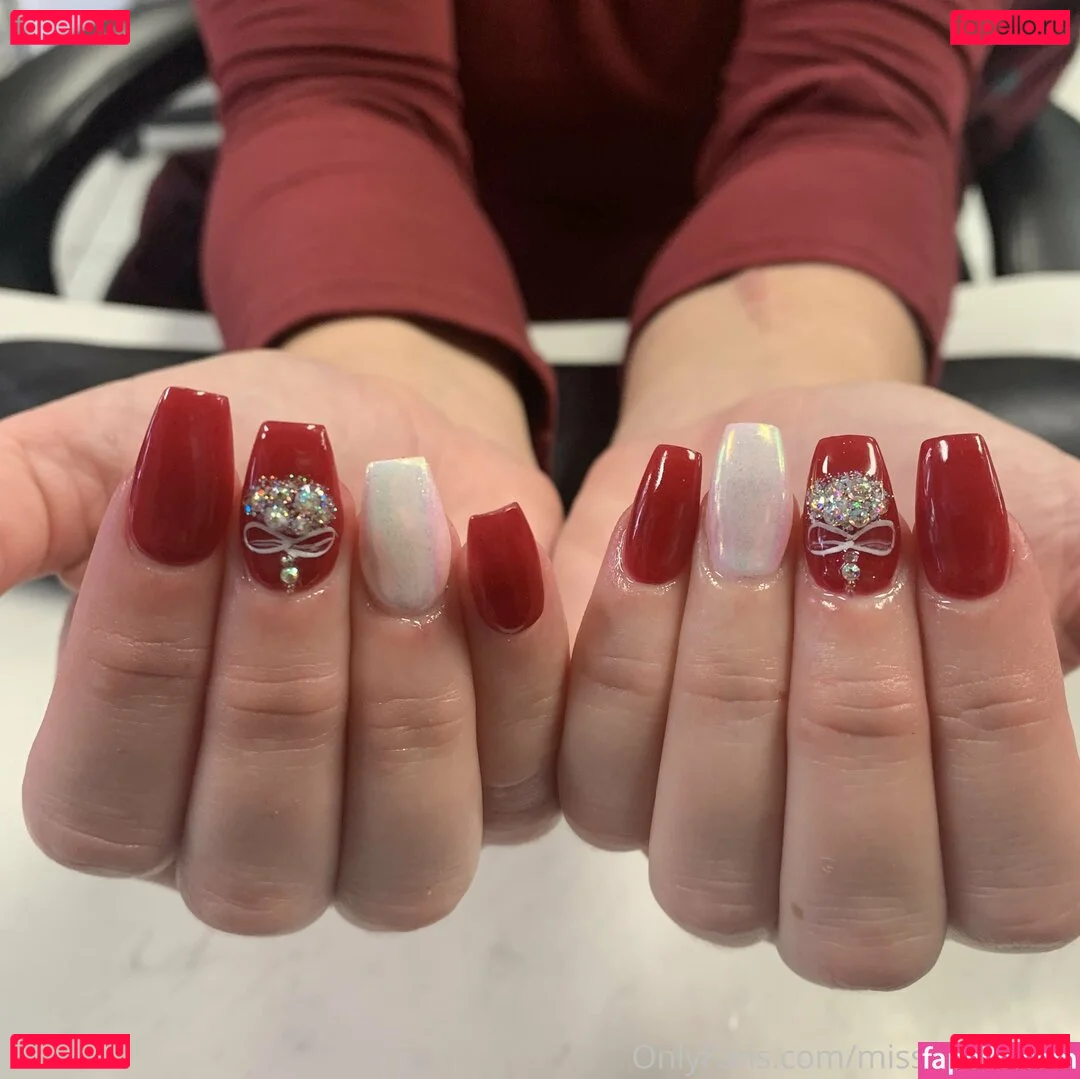 missmegansky Onlyfans Photo Gallery 