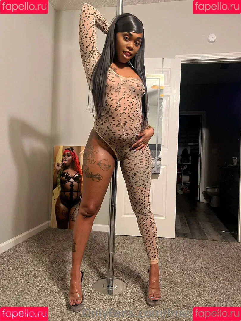 fmereloaded Onlyfans Photo Gallery 