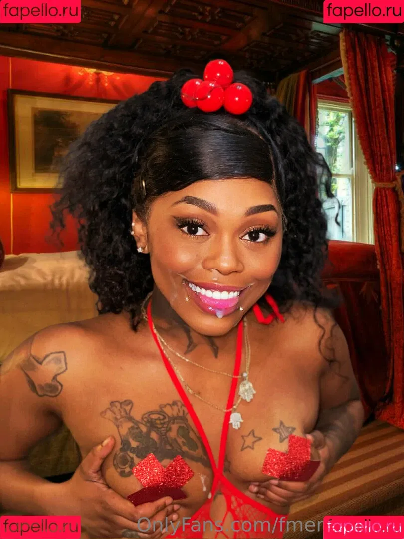 fmereloaded Onlyfans Photo Gallery 