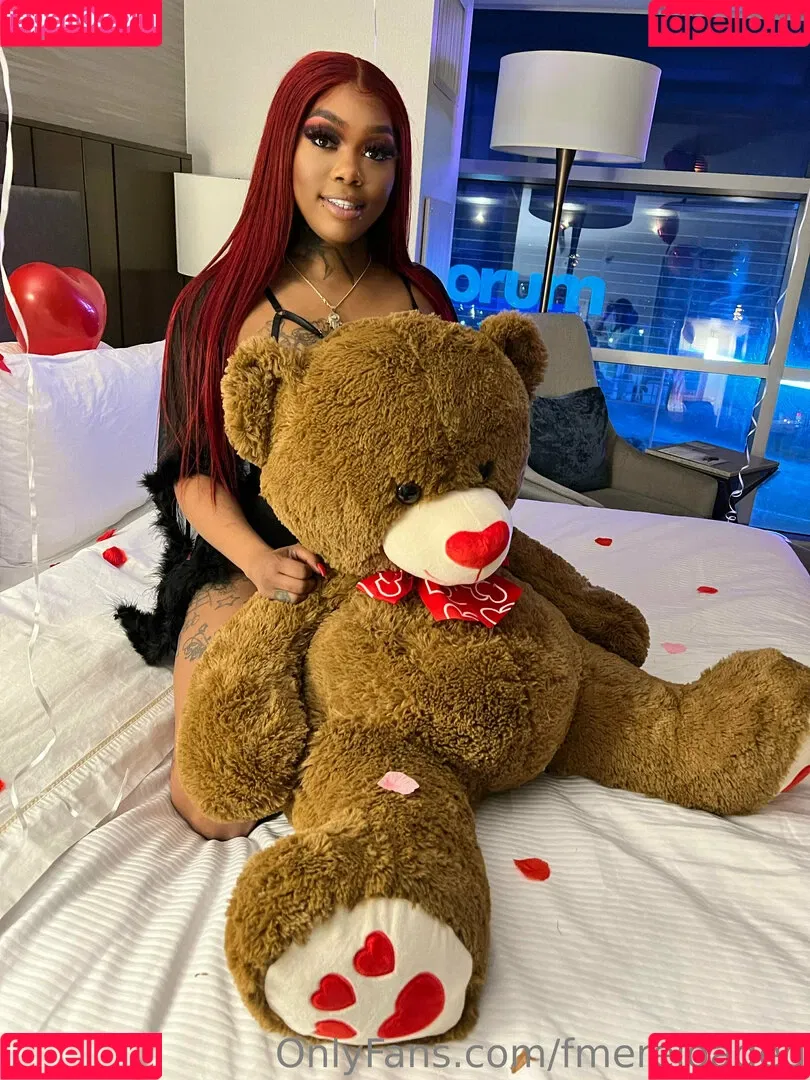 fmereloaded Onlyfans Photo Gallery 