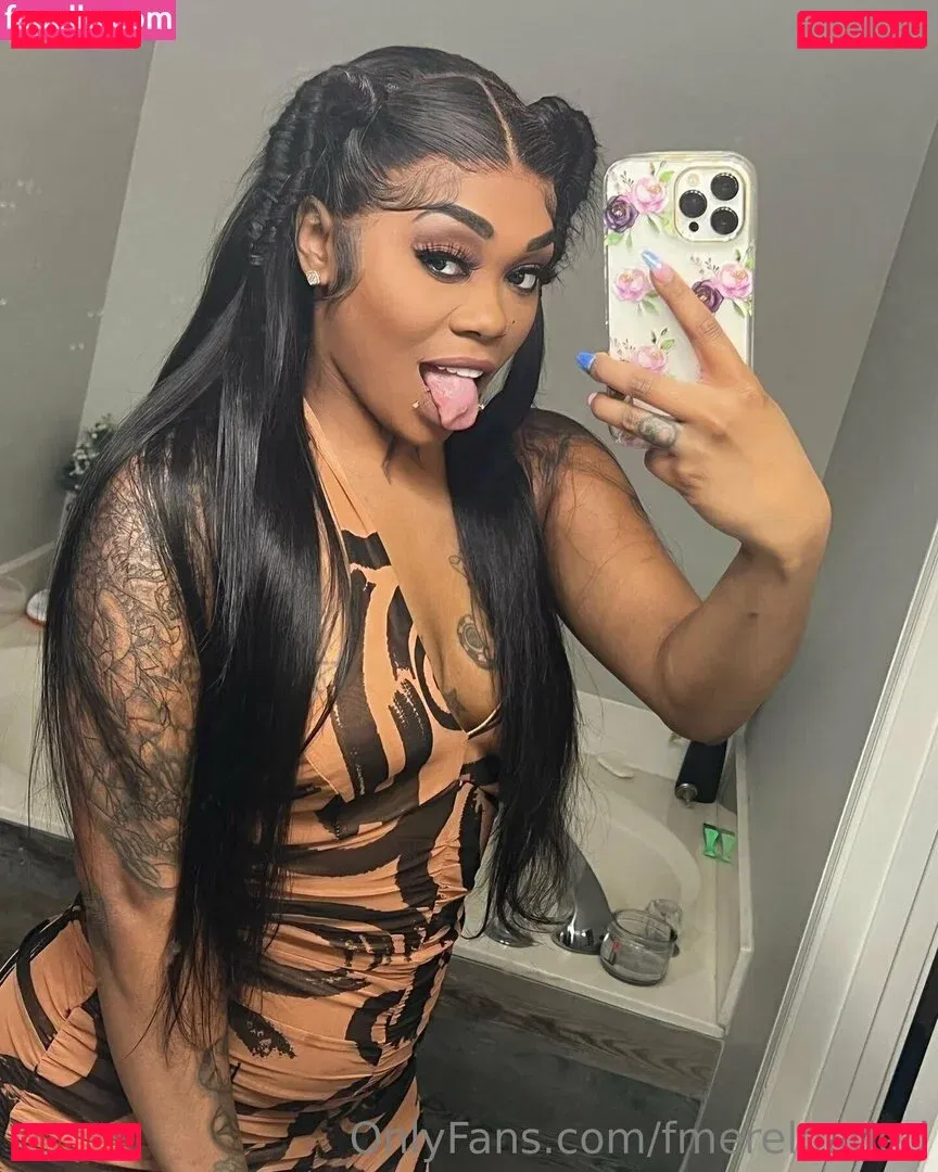 fmereloaded Onlyfans Photo Gallery 