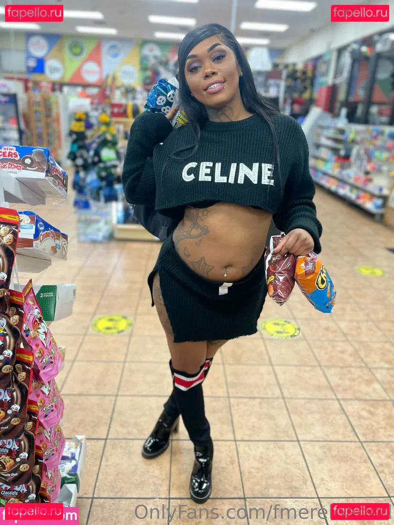 fmereloaded Onlyfans Photo Gallery 