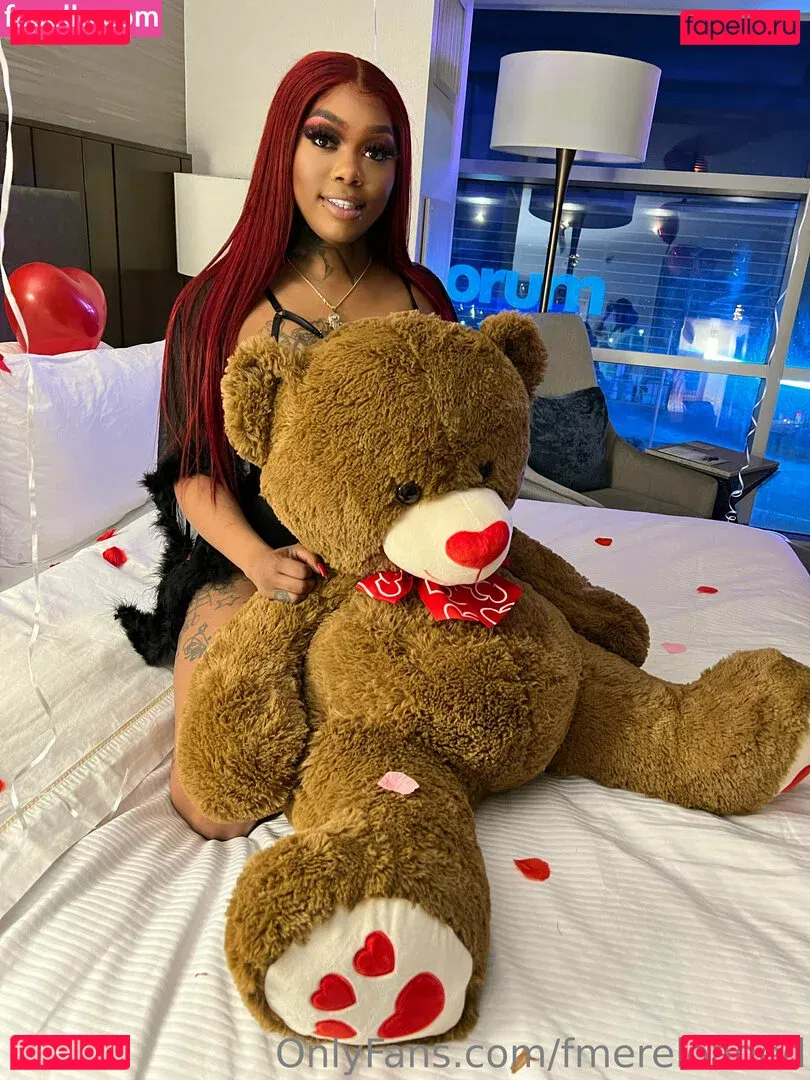 fmereloaded Onlyfans Photo Gallery 