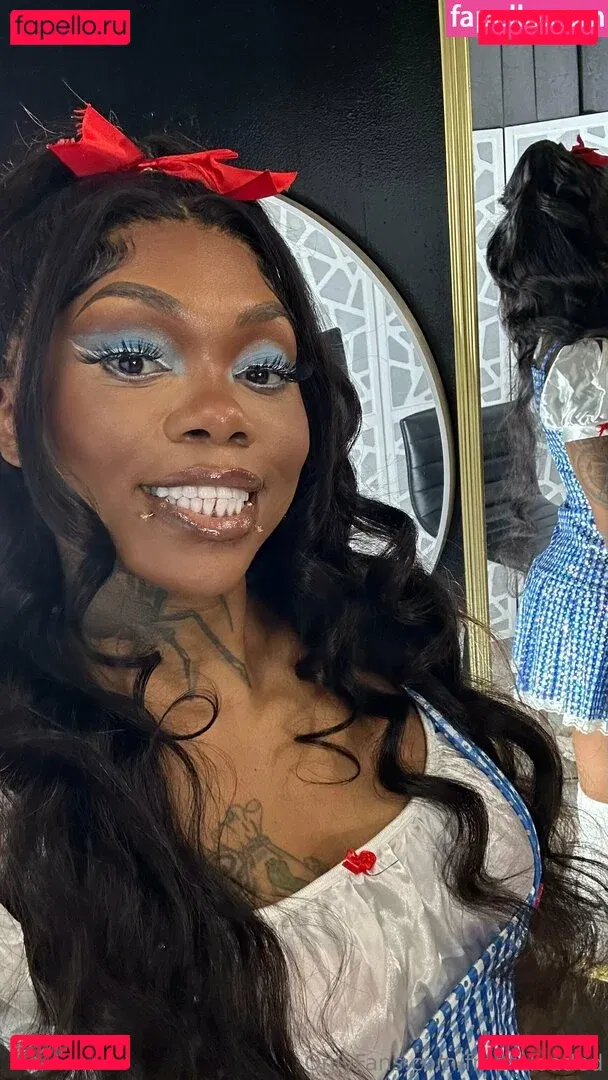 fmereloaded Onlyfans Photo Gallery 