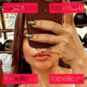 Yasmin Cambuí Onlyfans Photo Gallery 