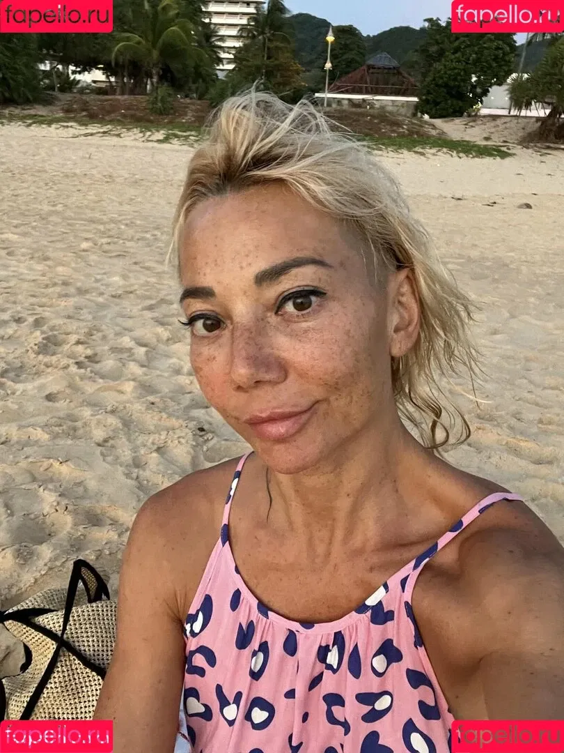 Mommy Di Onlyfans Photo Gallery 