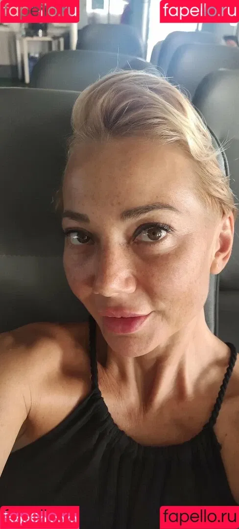Mommy Di Onlyfans Photo Gallery 